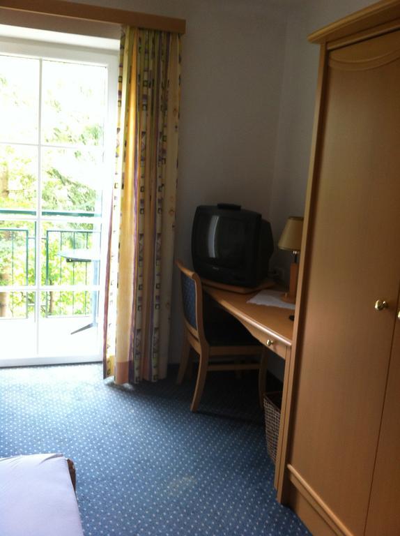 Pension Schiessling Аніф Номер фото